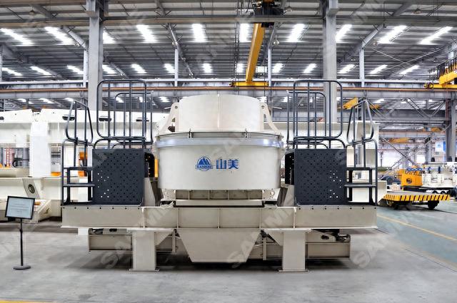 大型砂石生产线配置立轴冲击式破碎机的好处与必要性