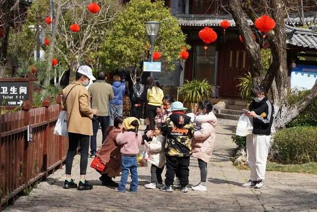 「丽江头条」接待游客121.46万人次，旅游综合收入10.83亿元，丽江旅游回暖？数据背后，思考永不过时……