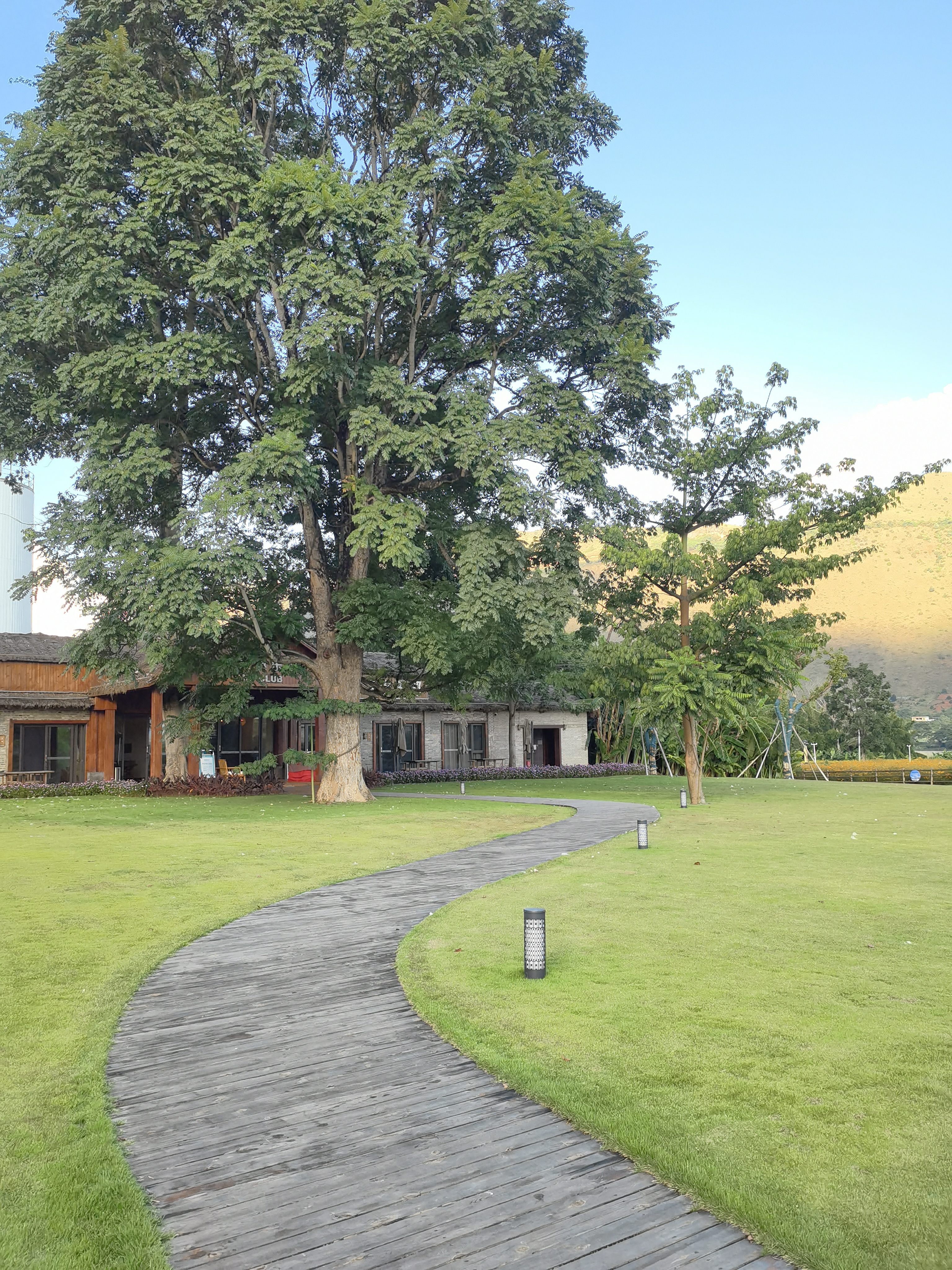 带你观赏:保山市潞江坝的世外乡村·高黎贡勐赫小镇