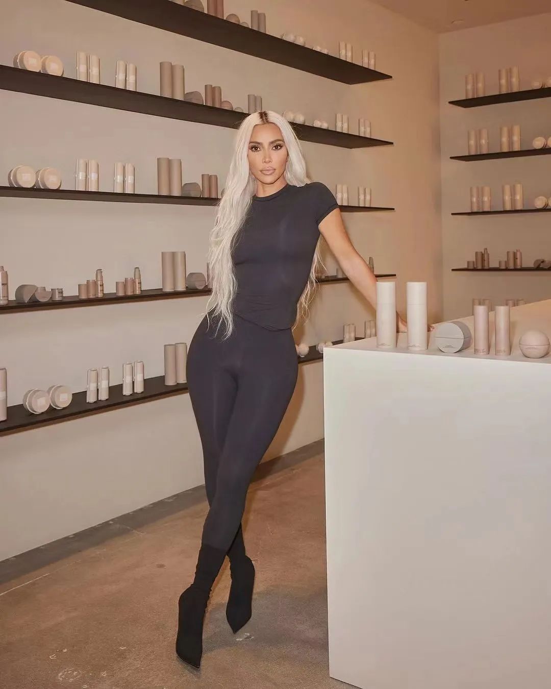 爆米花比伯海莉分居北美意难平又更新剧情了金姐和小男友分手果然大女