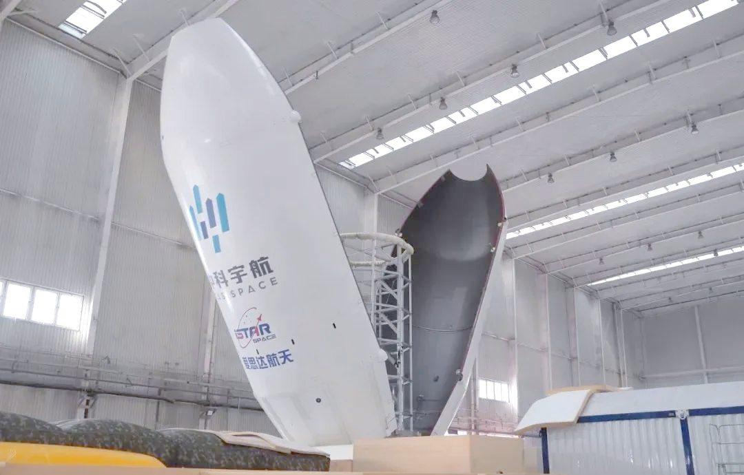 力箭二号全复材结构整流罩成功进行气动平抛分离试验