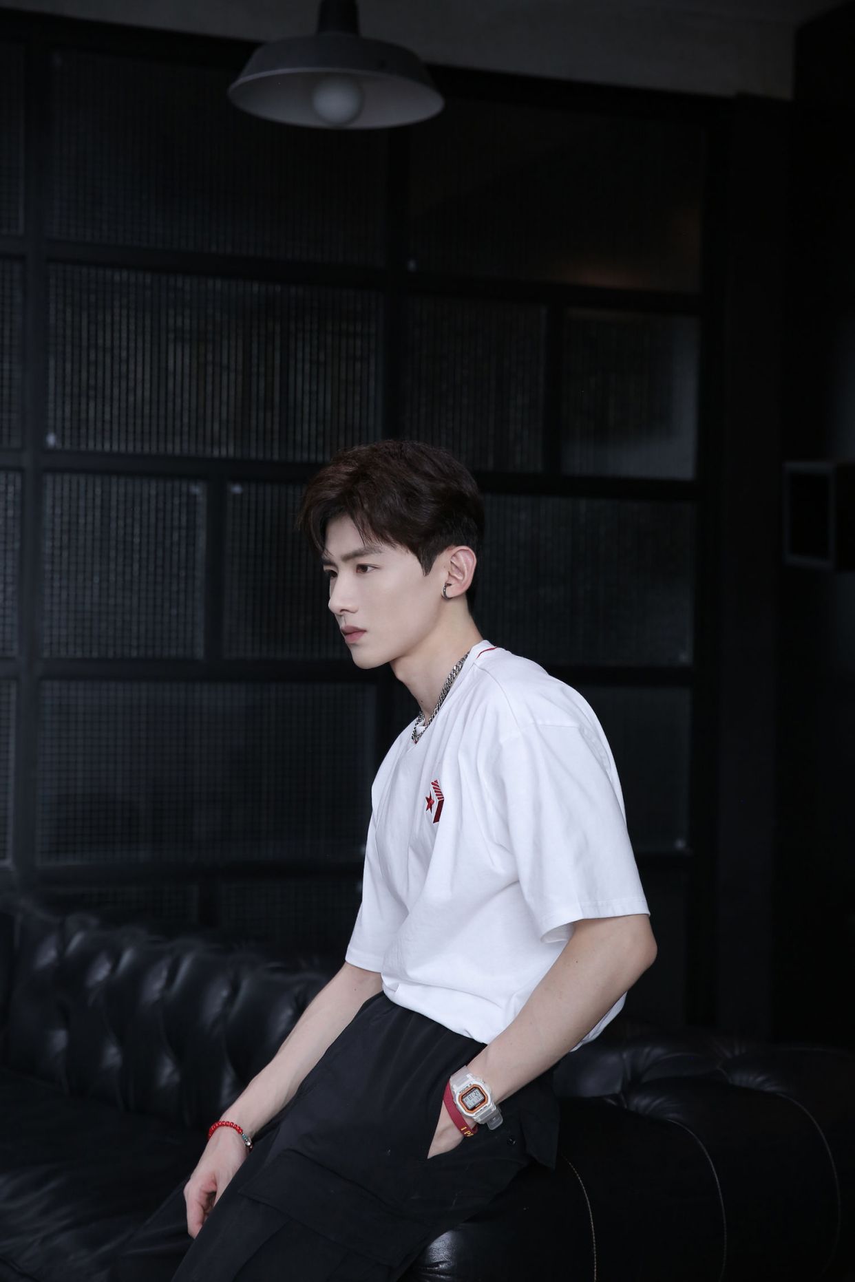 白敬亭金秋九月的行程图送达 影视剧配音和节目录制让人倍加期待!