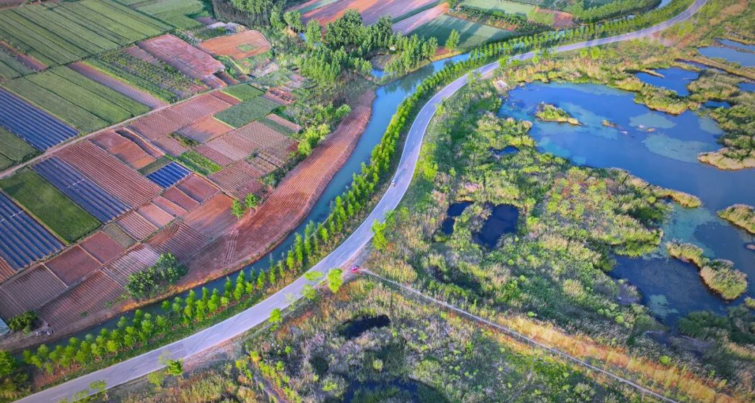 石梁河水库环湖路:旅游魅力与交通创新并行