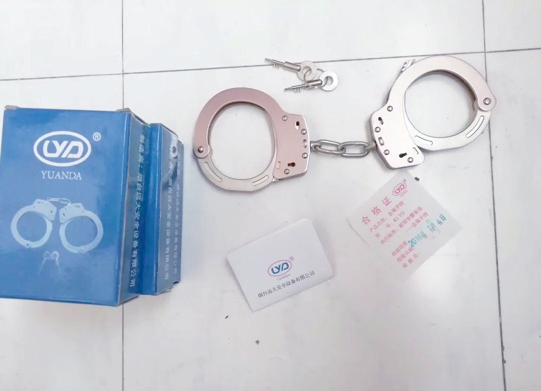多种单警装备手铐介绍