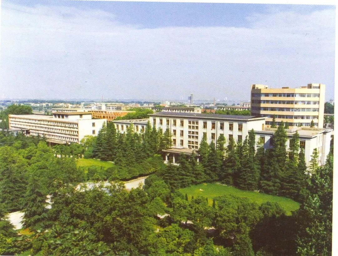 原武汉钢铁学院校园