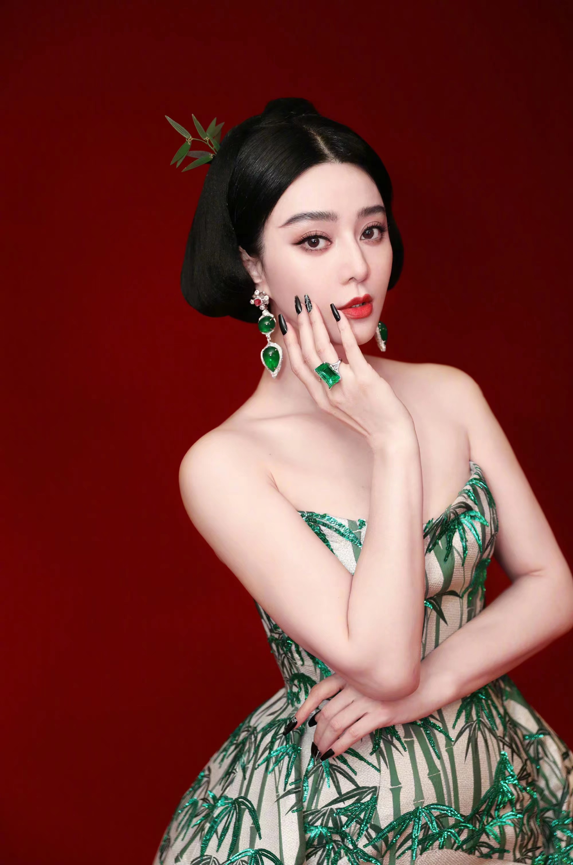 这一次,戛纳电影节的中国女星们,谁艳压了谁?