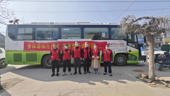 涡阳县西阳镇开展践行雷锋精神 献血传递爱心活动
