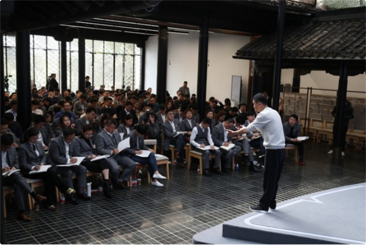 湖畔大学被铲!马云建校真实目的被扒出,真是狼子野心!