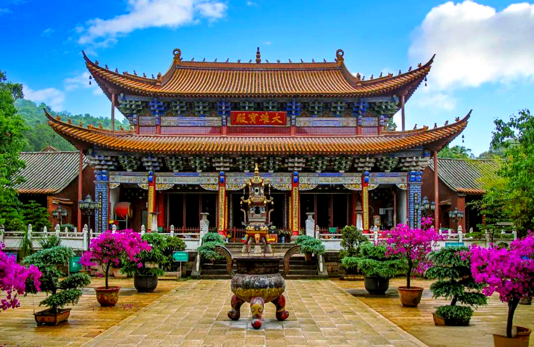 筇竹寺:云南古寺的五百罗汉彩塑传奇