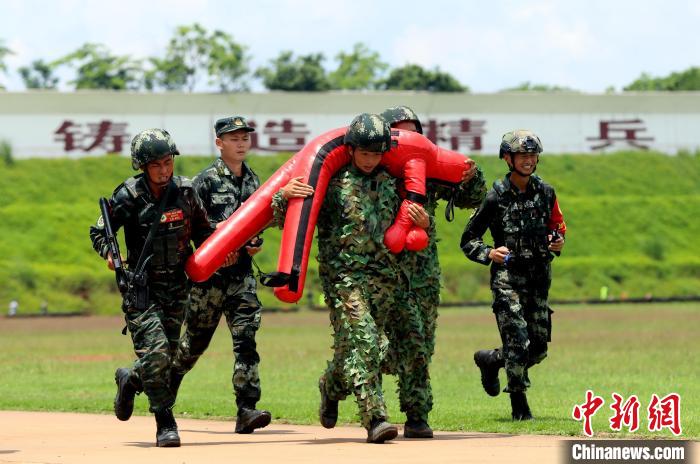 (組圖)直擊海南武警官兵特戰偵察比武