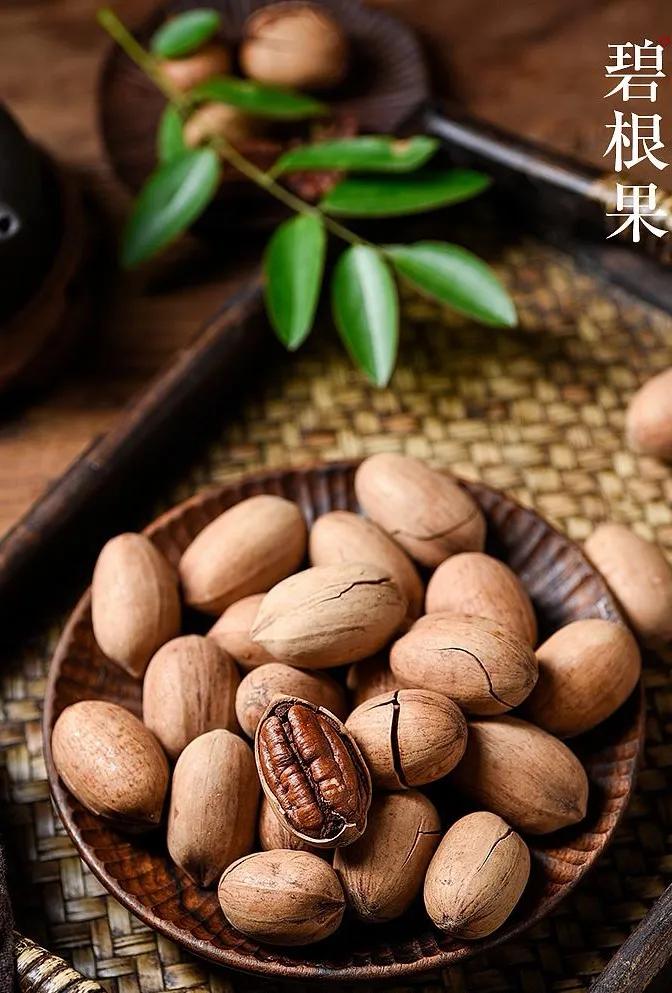 坚果类壁纸,愿你坚强果敢,有着坚硬的外壳,美好的内在