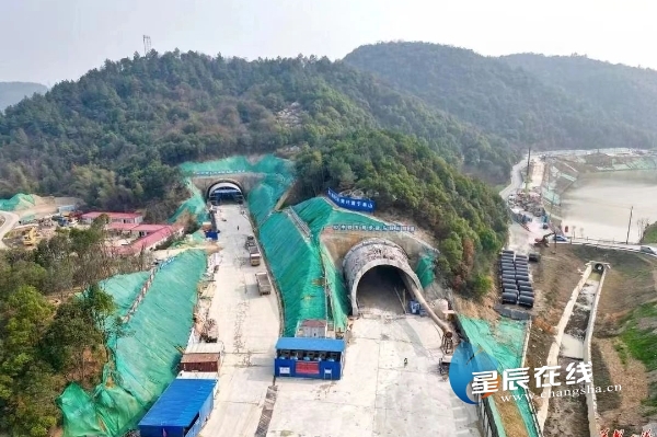 梅浦联络线最新进展!马鞍山隧道实现双洞贯通