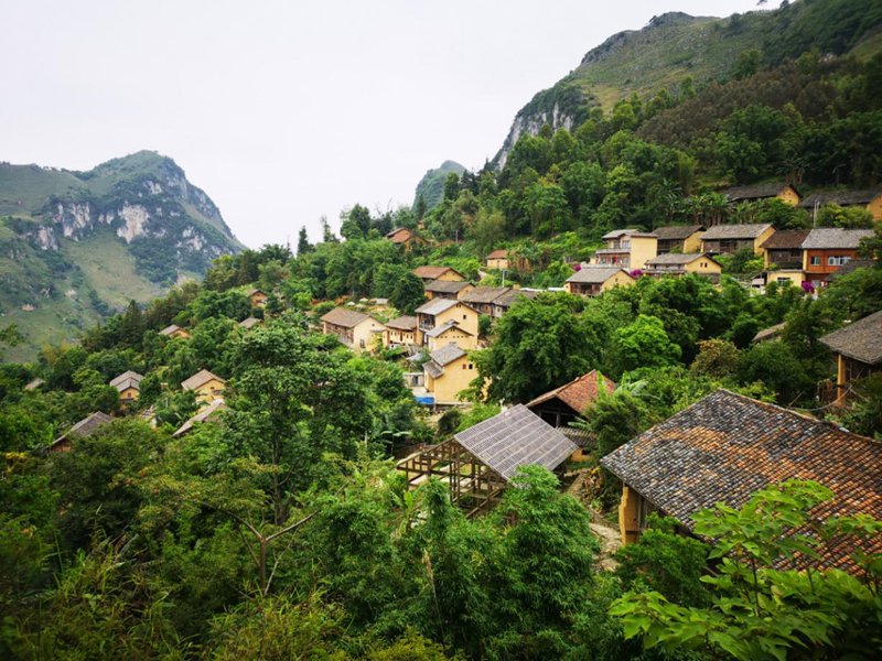 册亨县板万村:藏在深山的布依家园