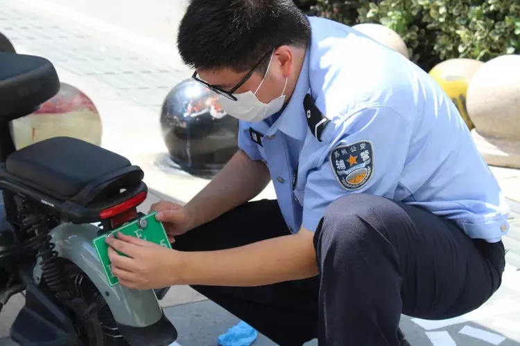 文明城市 你我共建丨太倉公安交警舉行