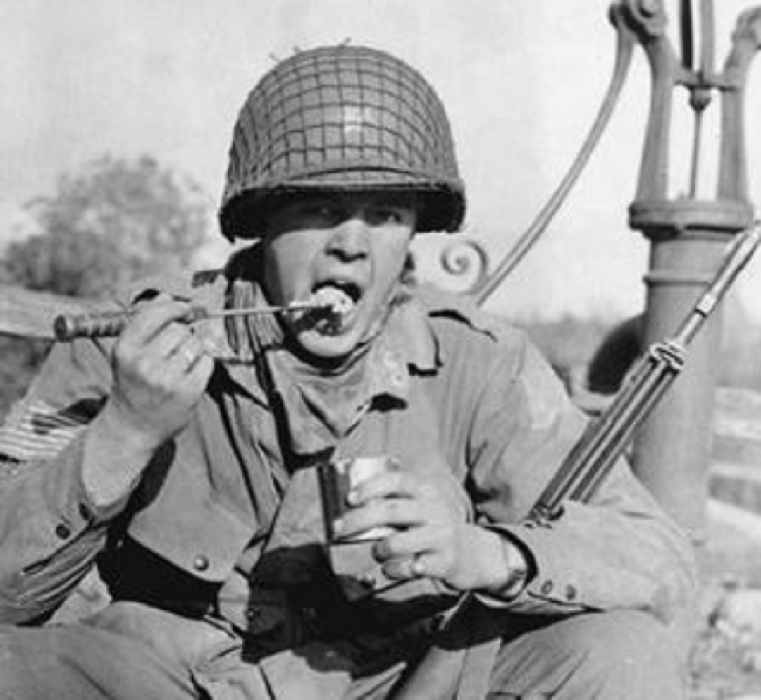 二战美国大兵吃腻的午餐肉罐头,却是其他参战国士兵垂涎的美味!