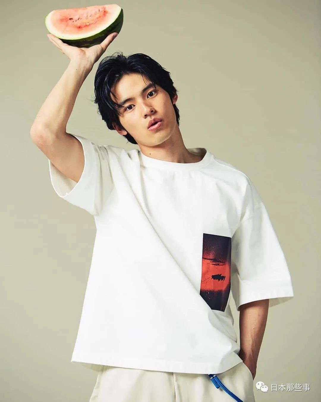 冈田健史少年变大叔 因为合约问题被雪藏