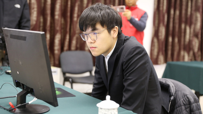 柯洁解读高考作文题"本手,妙手,俗手"