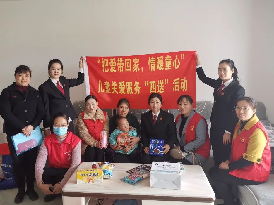 【巾帼风采】李宝琴:柔情执法,家事法庭变身"情感修复站"