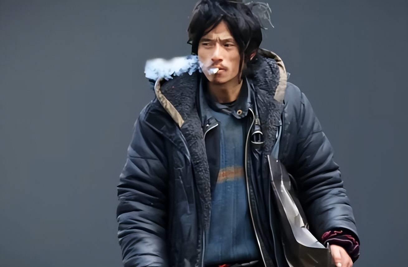 13年过去了!当初爆火的初代网红犀利哥,过得幸福吗