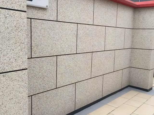 外墙岩棉保温加真石漆施工工程报价该怎么计算?报价多少钱一平?