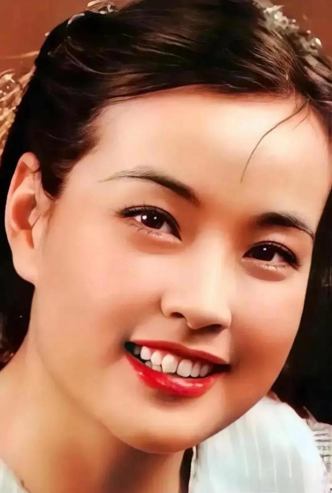 在七八十年代 特别出名的美女明星,刘晓庆 陈冲 肖雄,你最喜欢谁?