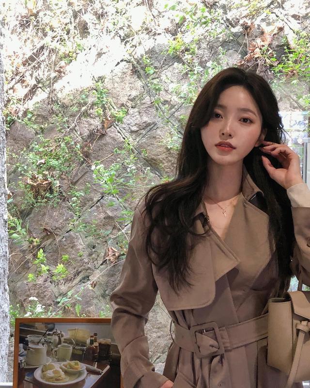 女友感十足!韩国正妹金娜熙:侧脸超美!