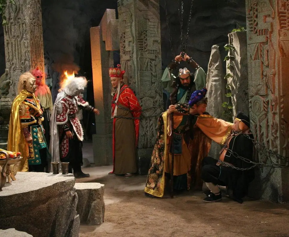 唐僧如果边取经边收妖怪当徒弟,天上几位看着,这是要起义?