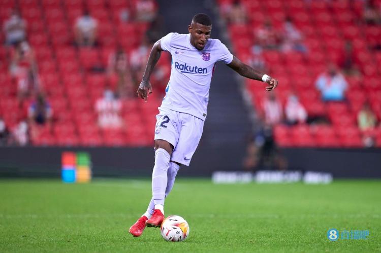 天空体育:热刺和巴萨就签下埃莫森进行谈判,奥利耶可能加入互换