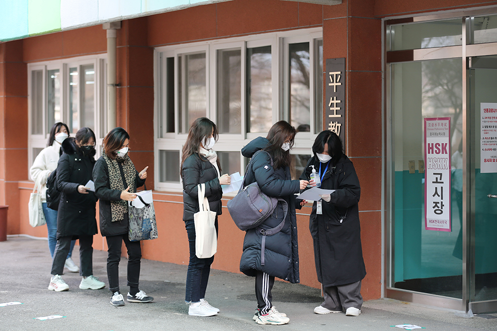 早安·世界|乌俄局势:乌东部地区向俄疏散大量居民和儿童