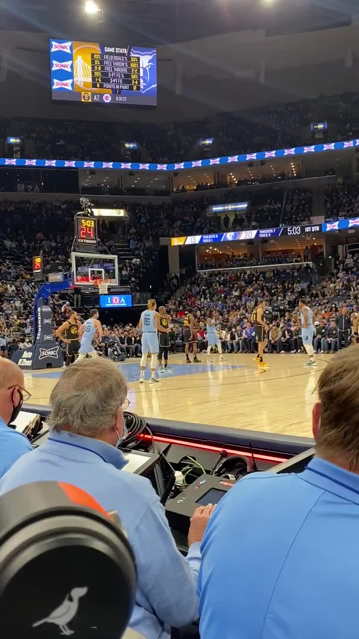 曾经拒绝报到伊戈达拉被灰熊主场球迷狂嘘