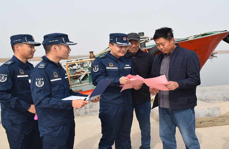 潍坊海警局昌邑工作站开展 "国家安全教育日"普法宣讲活动