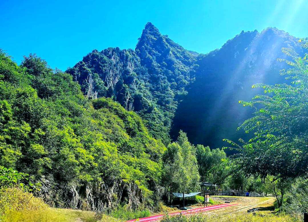 承德县峡谷水乡:山水之美与历史遗迹的完美结合