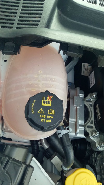 福特翼虎如何添加防冻液