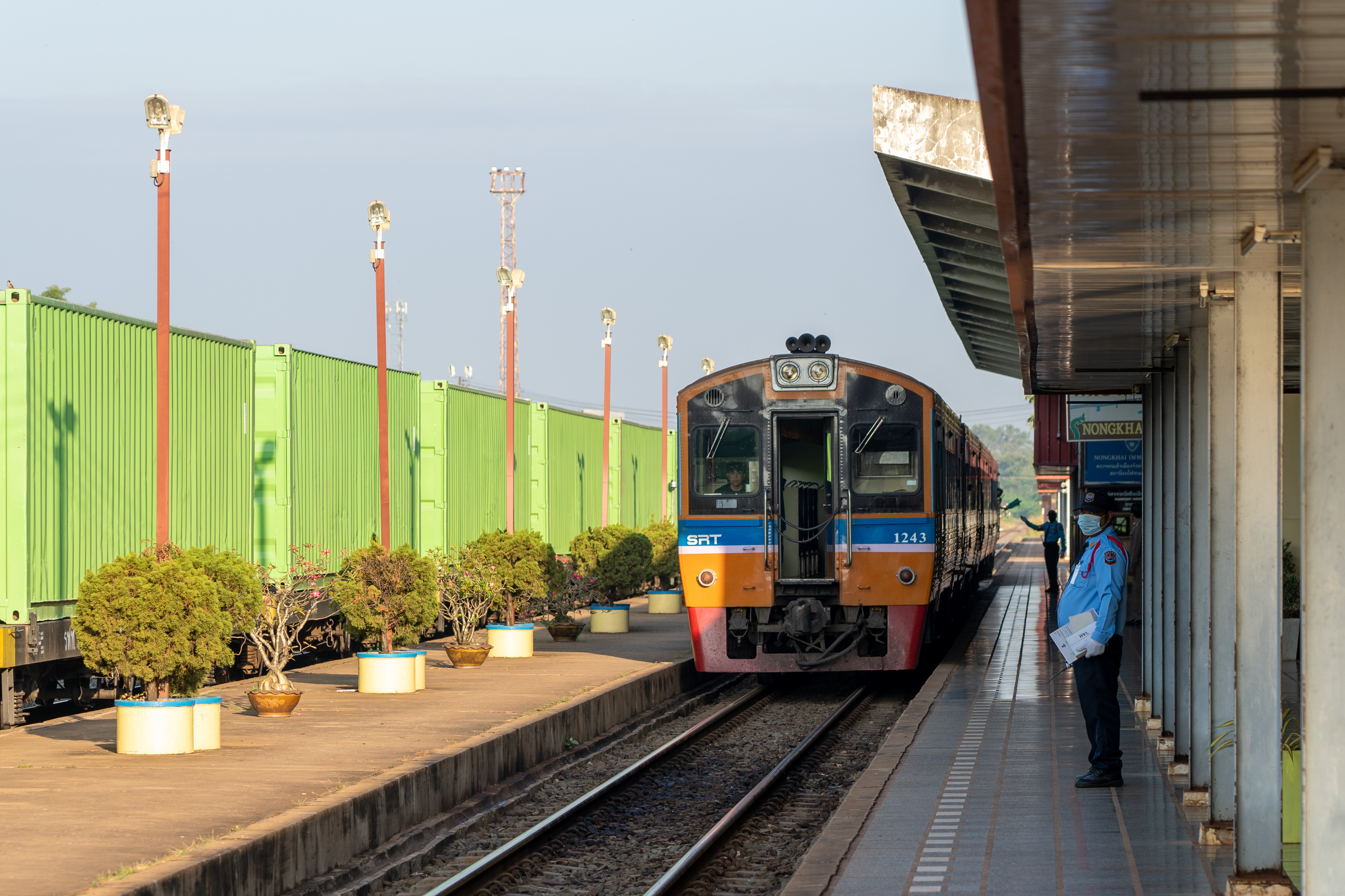 "想让中泰铁路带我去中国"——中泰铁路承载泰国人民发展期待