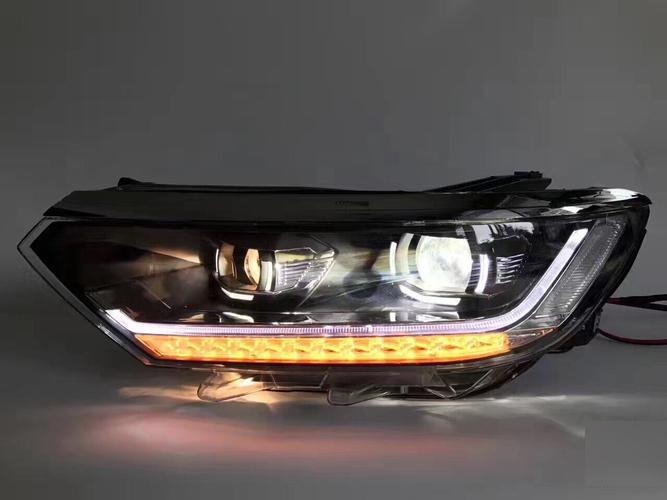 218款迈腾,前大灯总成一个多少钱4s店了是不是很贵?