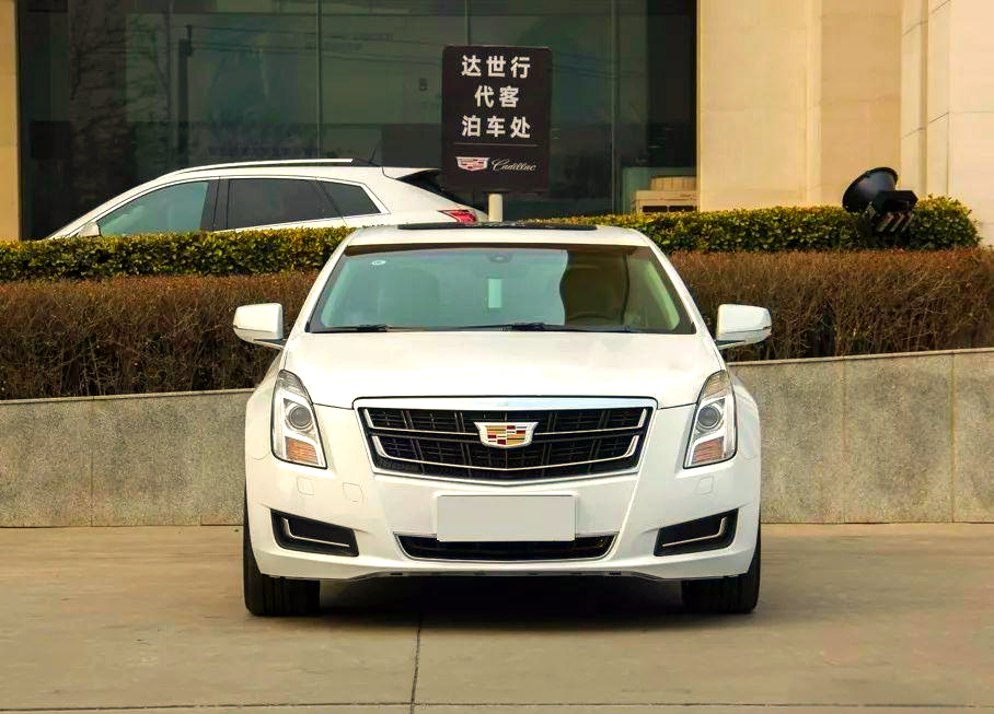 凯迪拉克xts加长版亮相,豪华设计与创新科技的结合