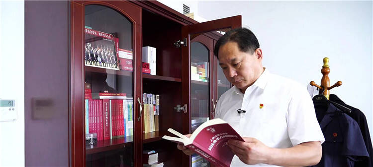 诸城市人民法院党组书记,院长张同文:争做司法服务保