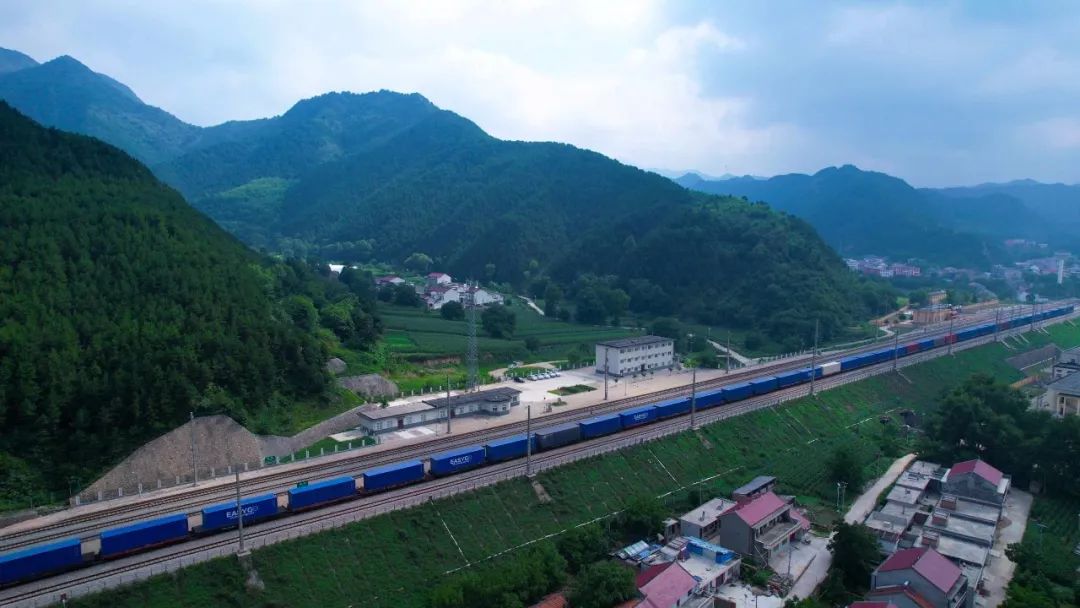 大美小站 | 宁西线上的雪域高"源"