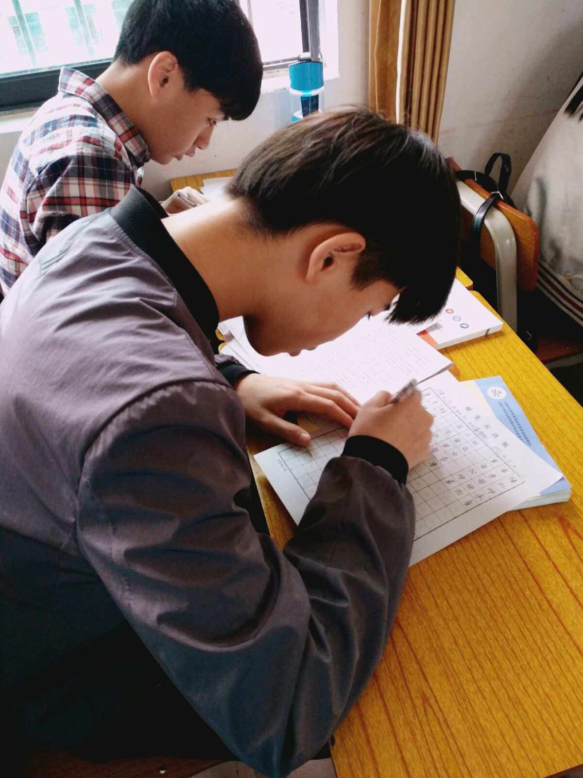 高考709分的状元谢畅,父母都是普通人,靠这些高效的学习方法!