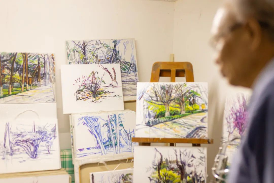 "有时候画没画完,我想着等等再接着画,结果再去一看,没法画了,所以