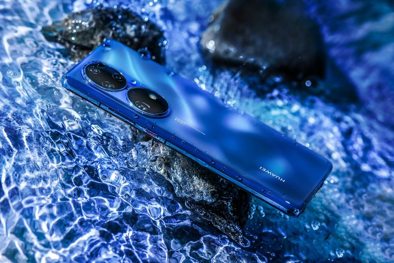 华为p50 pro一声令下,高骁芯 鸿蒙 200倍变焦大降1542元,真香