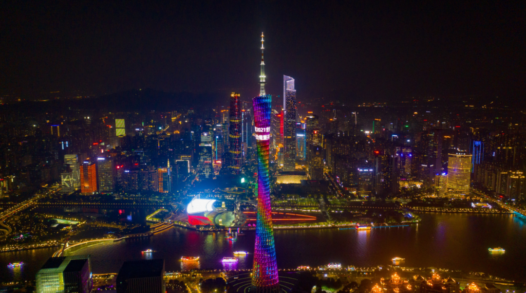 广州塔亮灯迎接2021世界安防博览会!光耀全城,助威安防盛会!