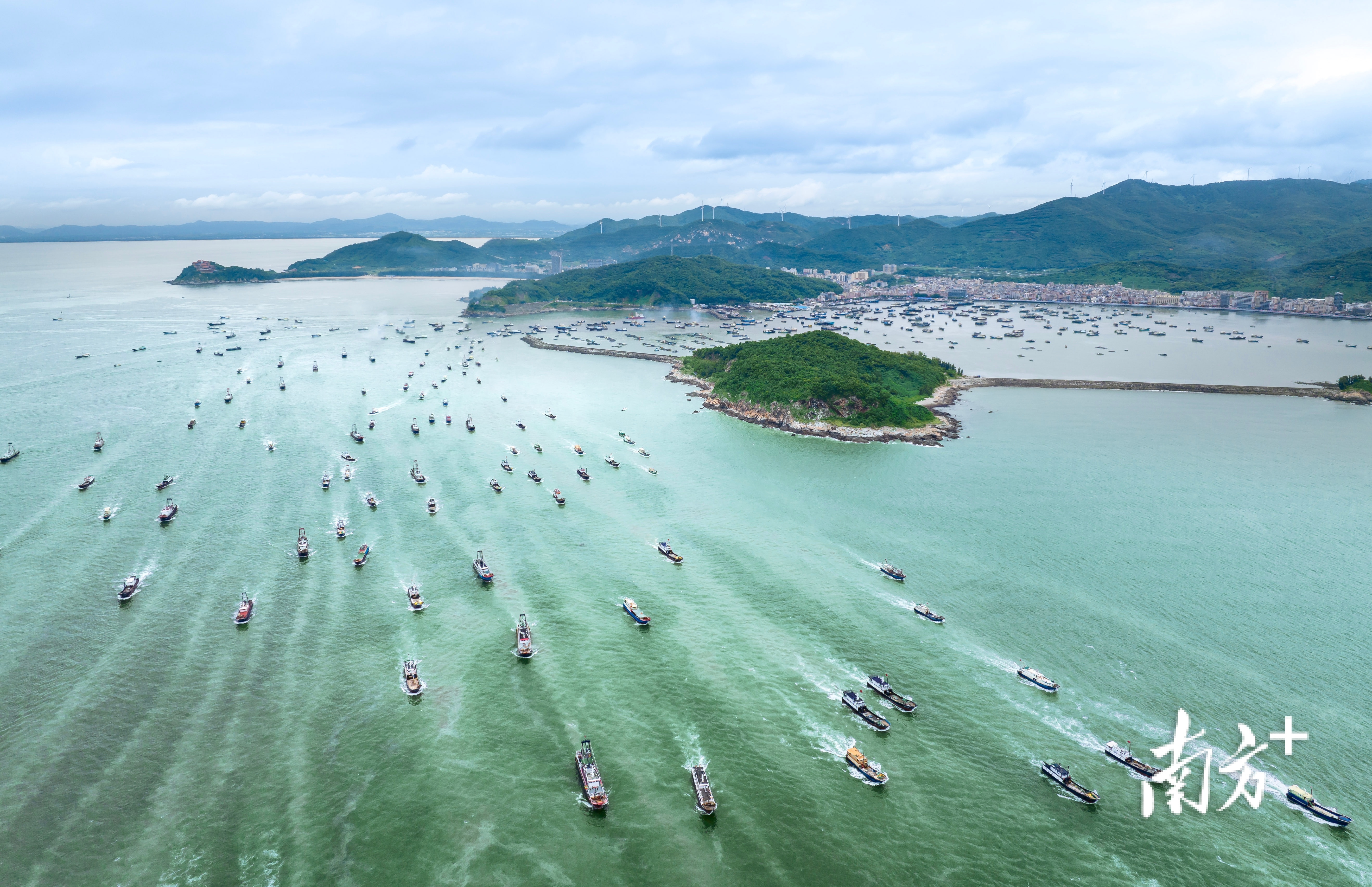 开渔!东平渔港百舸争流的大场面又来啦