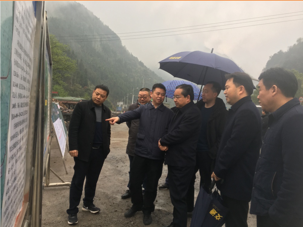 市政府副秘书长李建军调研长阳疫后重振补短板强功能交通补短板工程