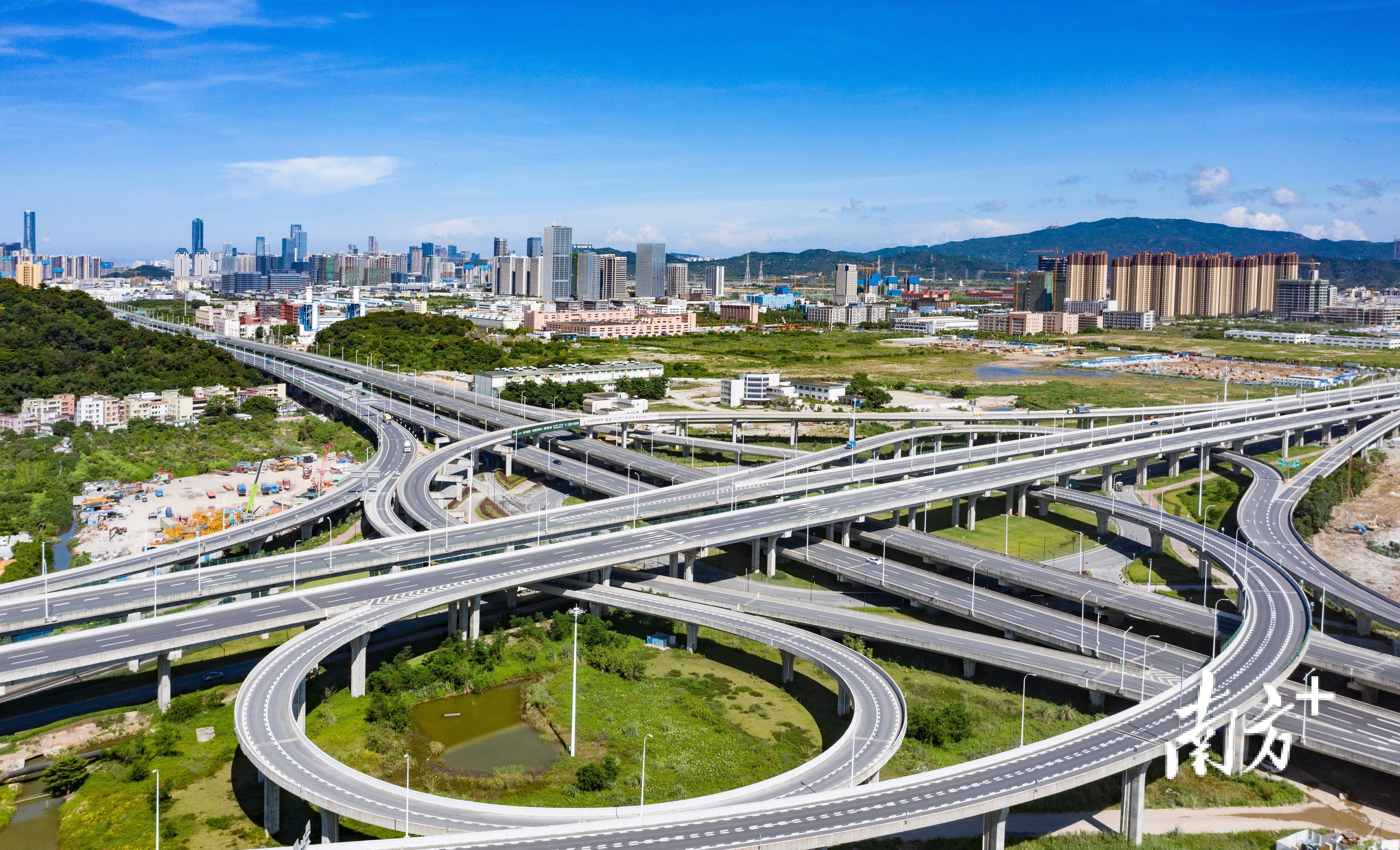 盘点|2023珠海政府工作报告中的鹤洲机遇