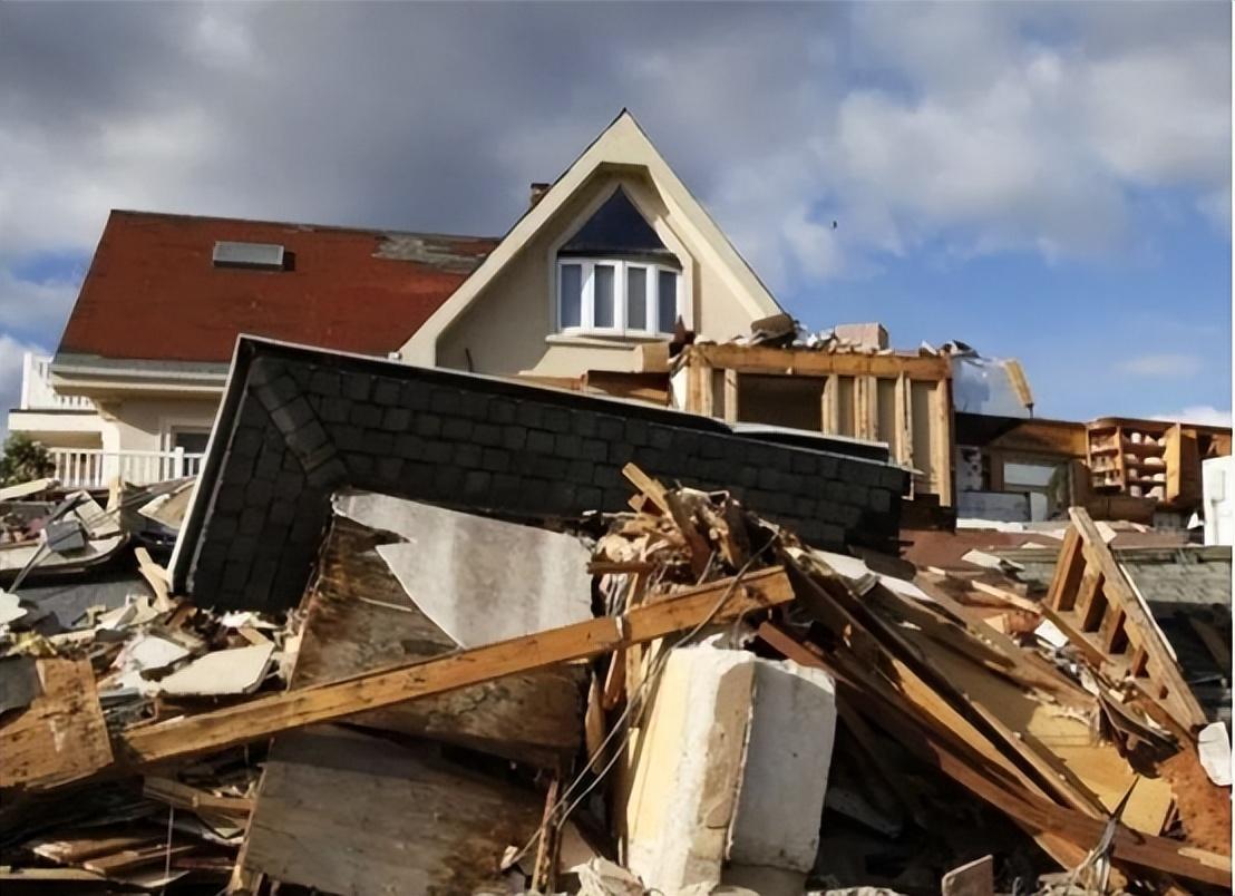 让人意外的是,战争中房子被炸毁,还要还房贷吗?