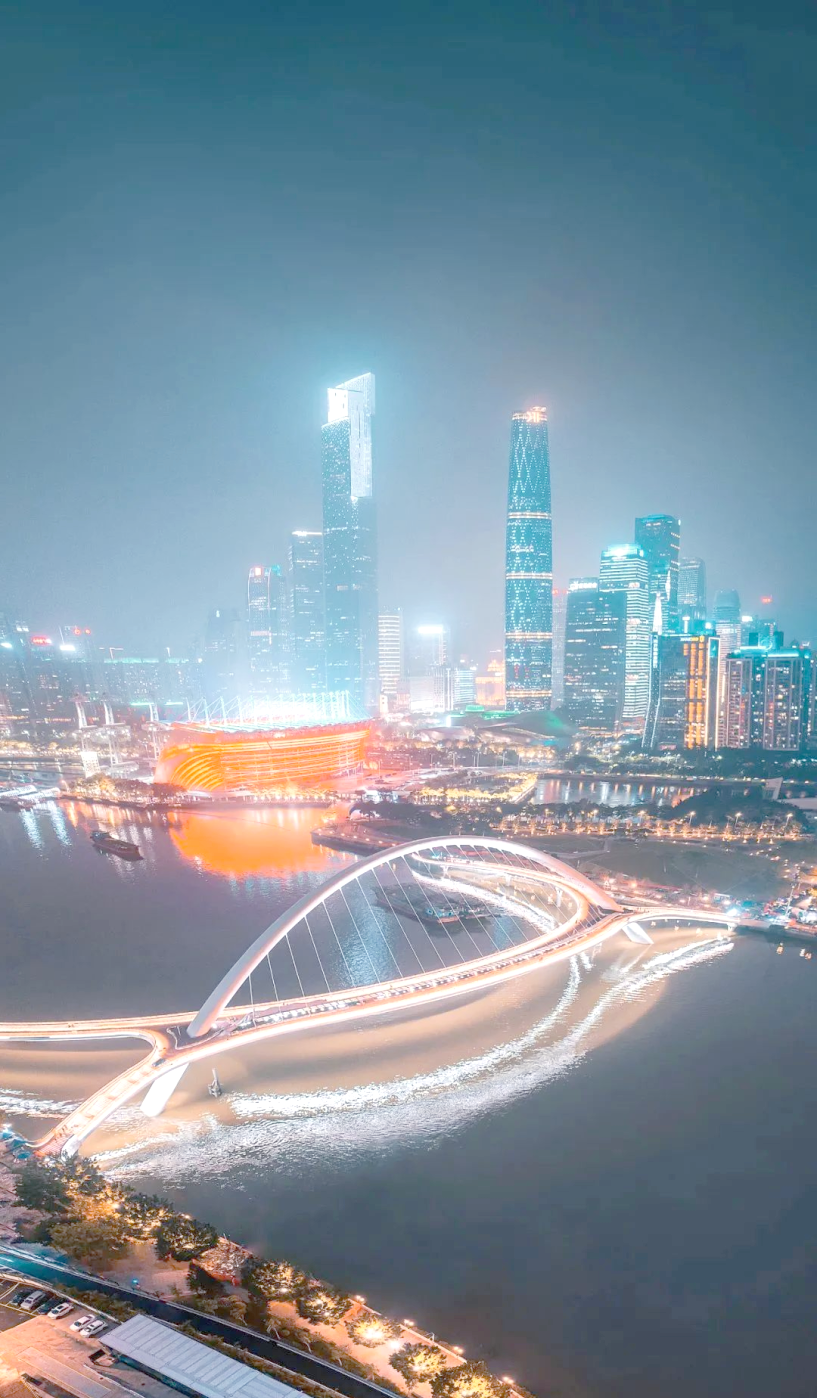 夜幕下的天河:探索多样夜景"天花板"