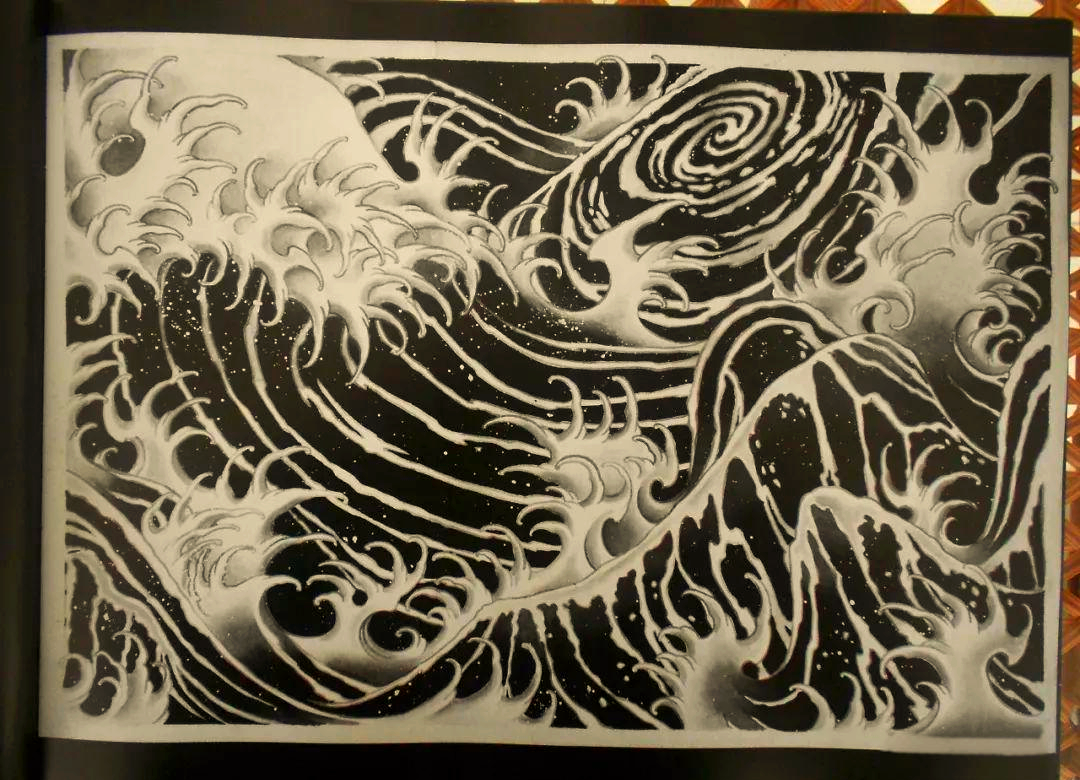 海浪纹身的四大寓意,你了解吗