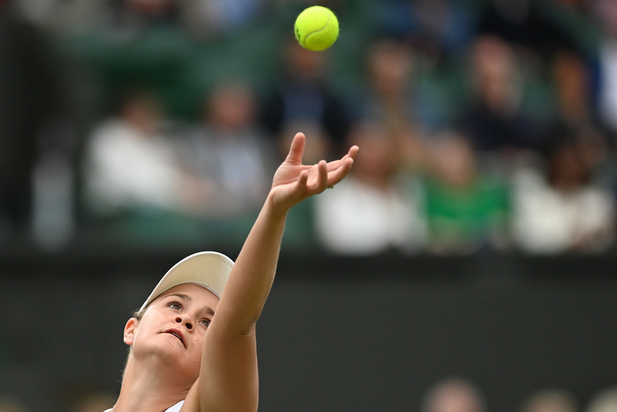 (35)网球——温网:巴蒂晋级半决赛