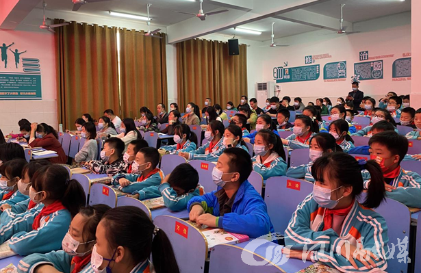 汉川经济技术开发区东风小学开展语文优质课展示活动